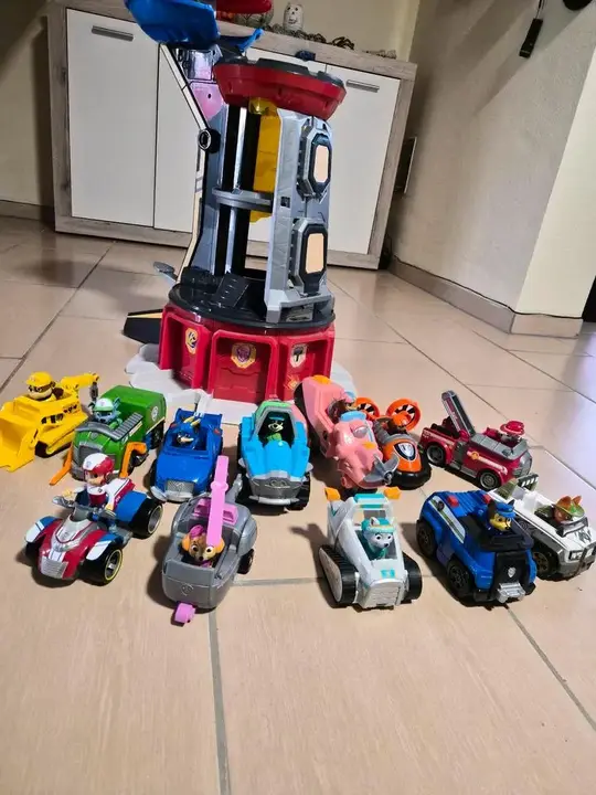 Paw Patrol Mighty Lookout Tower