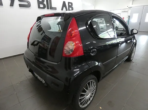 Peugeot 107 2007 photo 5