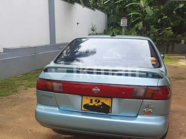 Nissan Sunny 1995 photo 5