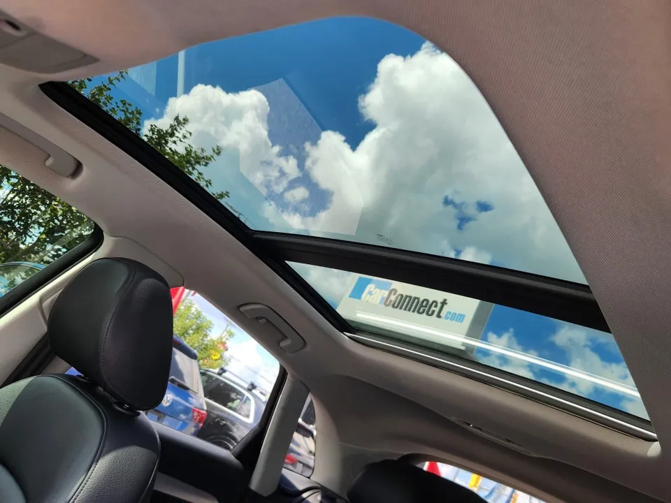 Audi Q3 2017 photo 3