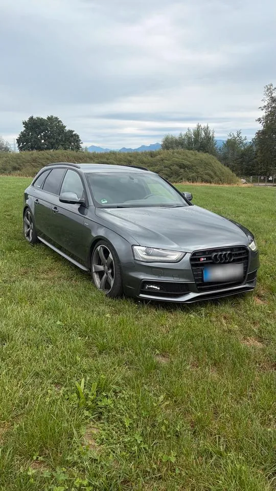 Audi S4
