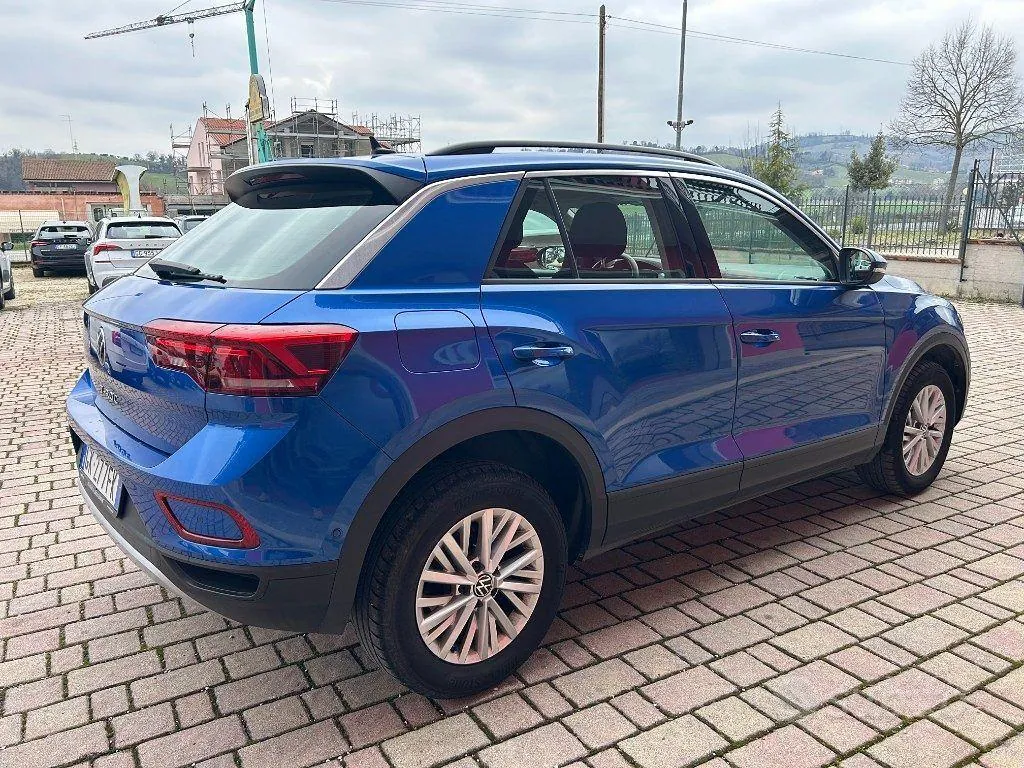 Volkswagen T-Roc 2022 photo 3