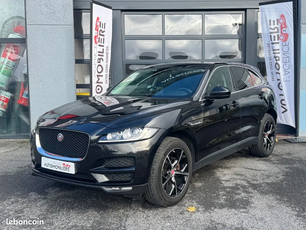 Jaguar F-Pace 2016 photo 2