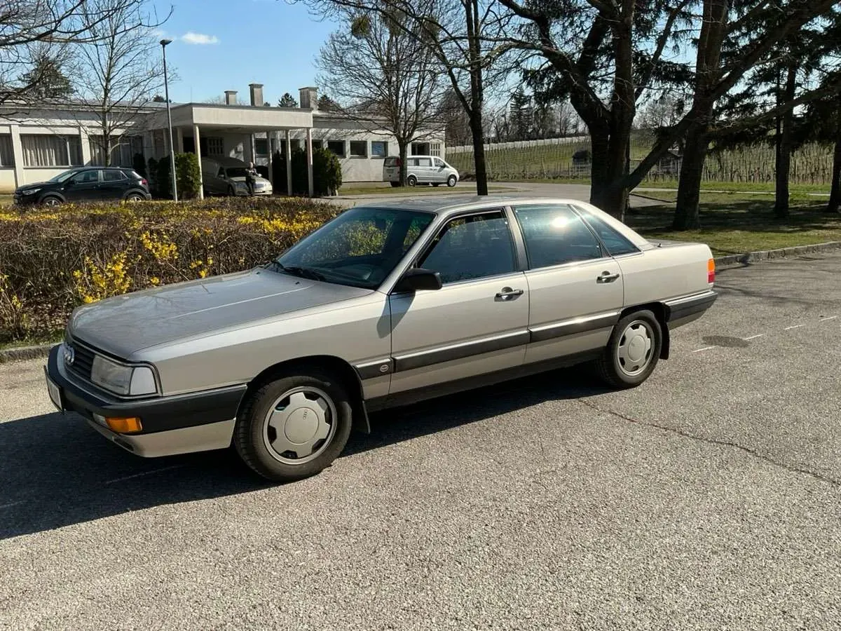 Audi Sonstige 1983 photo 3