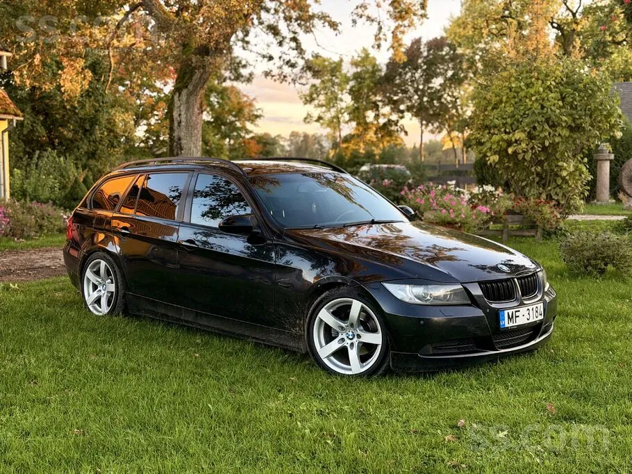 BMW 320I