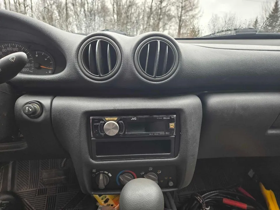 Pontiac Sunfire 2005 photo 3