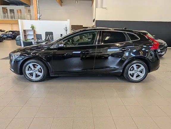 Volvo V40 2015 photo 5