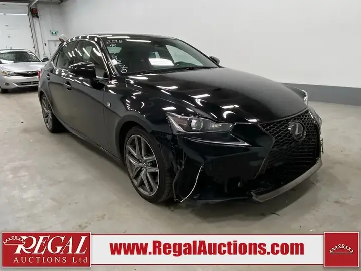 Lexus Is300 2018 photo 2