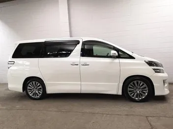 Toyota Alphard 2013 photo 4