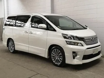 Toyota Alphard 2013 photo 2