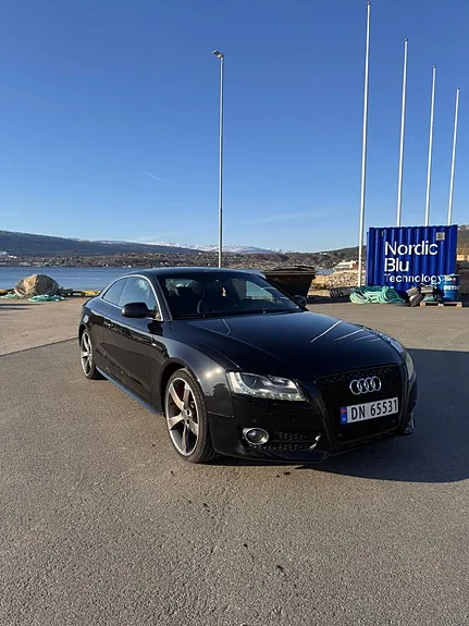 Audi A5 2011 photo 3