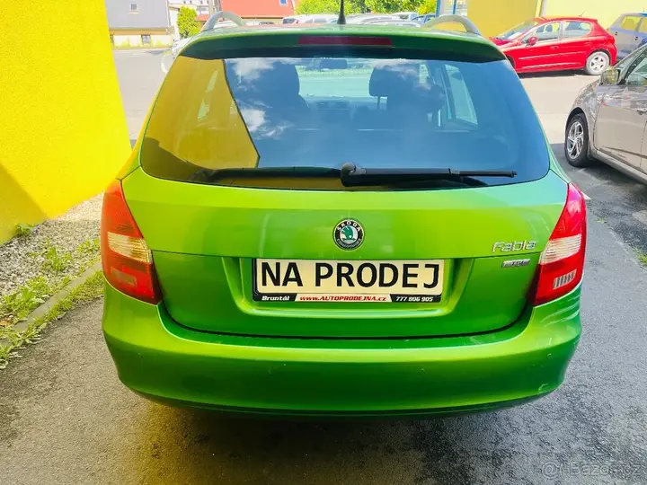 Skoda Fabia Combi 2012 photo 5