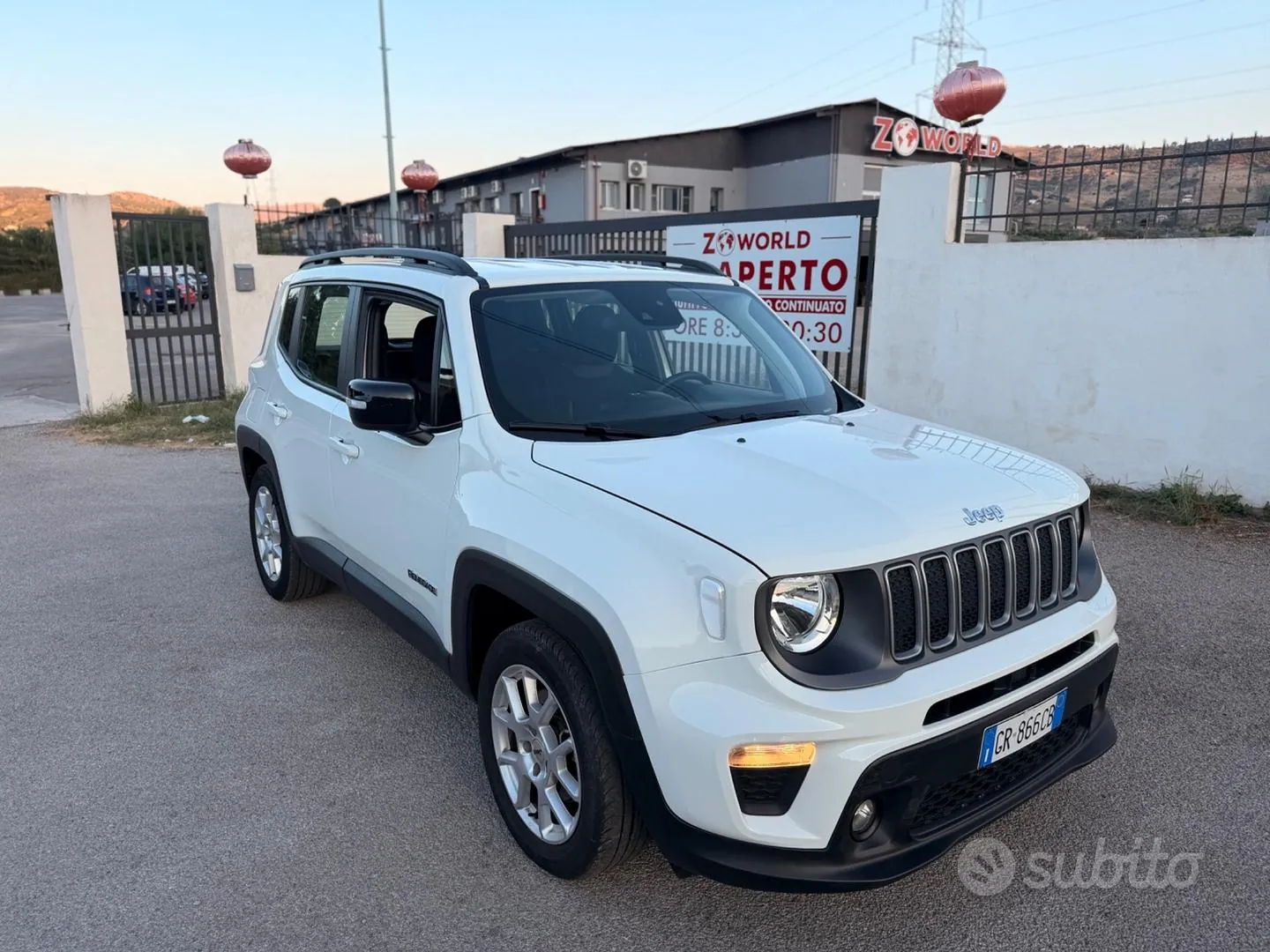Jeep Renegade 2023 photo 4
