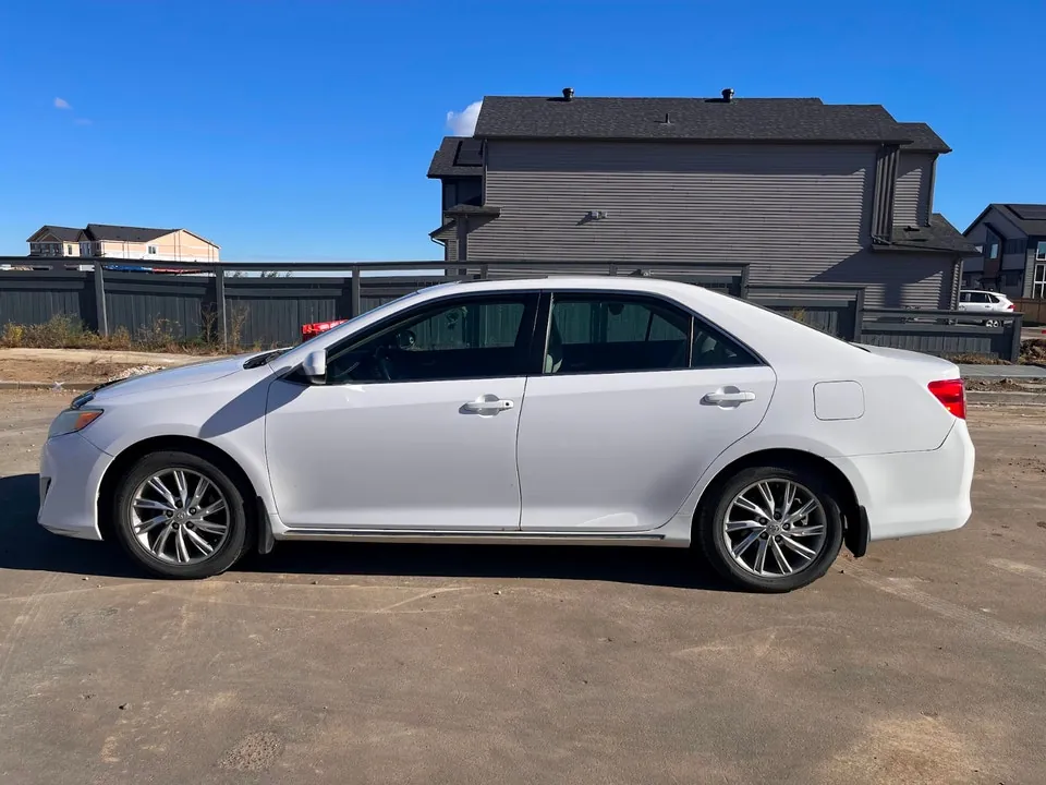 Toyota Camry 2014 photo 3