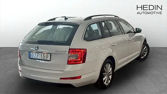 Skoda Octavia 2015 photo 2