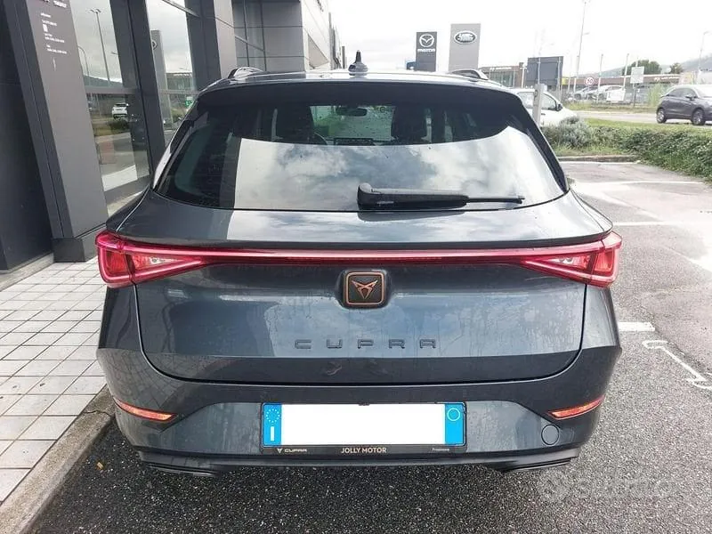 Cupra Leon Sportstourer 2023 photo 5