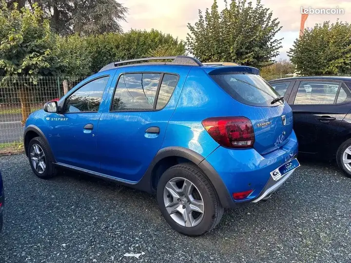 Dacia Sandero 2018 photo 2