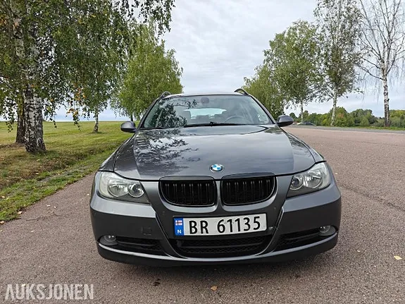 BMW 3 Series 2006 photo 2