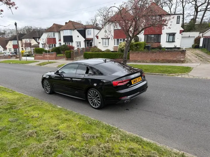 Audi A5 2017 photo 3