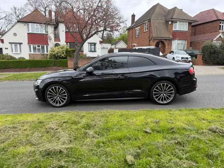 Audi A5 2017 photo 5