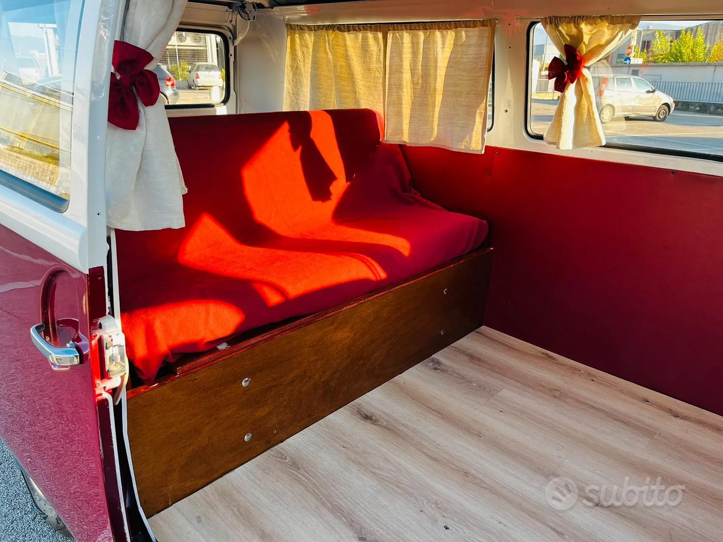 Volkswagen T2 1973 photo 4
