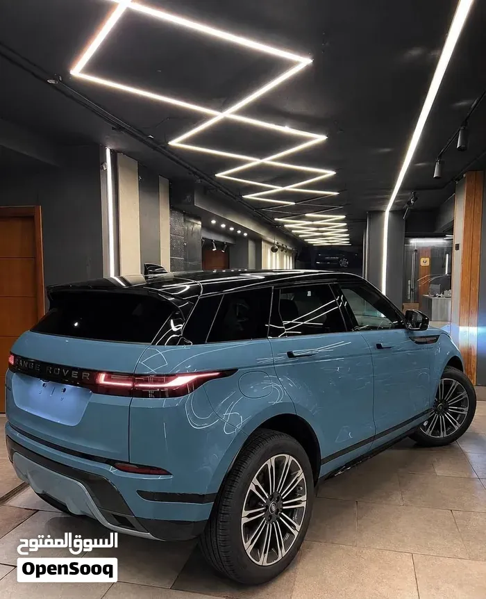 Land Rover Range Rover Evoque 2026 photo 3