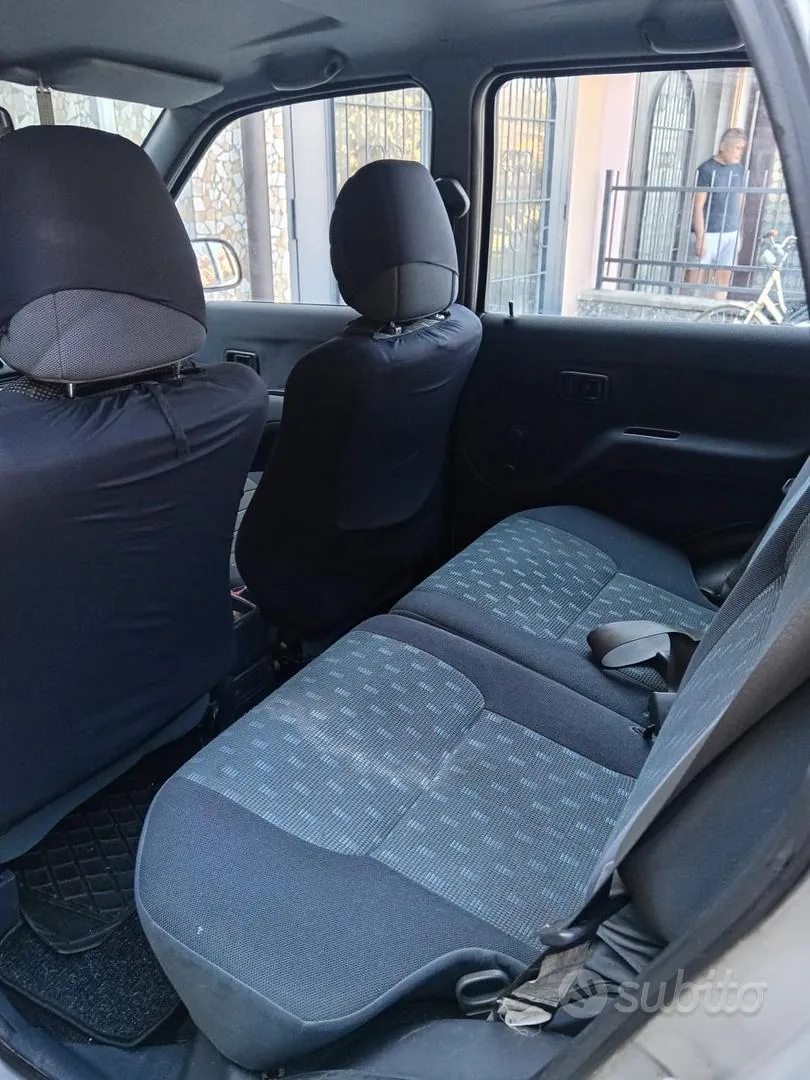 Daihatsu Terios 2004 photo 3