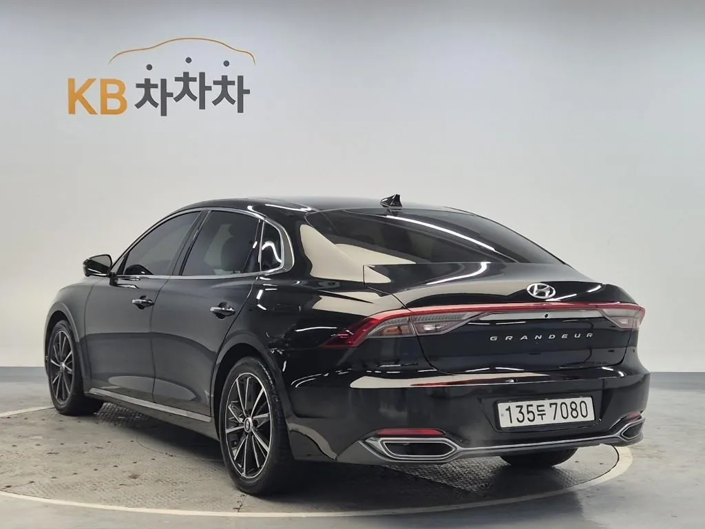 Hyundai Grandeur 2022 photo 2
