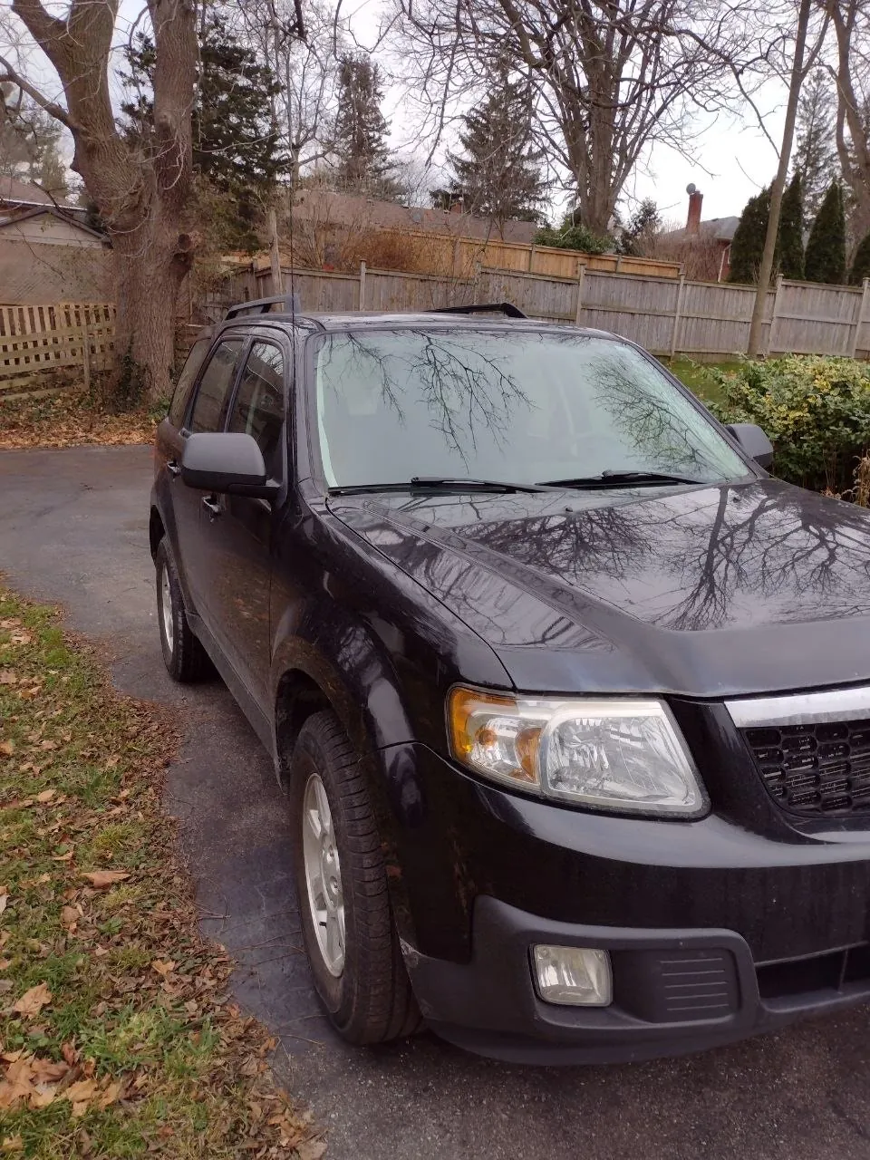 Mazda Tribute 2011 photo 3