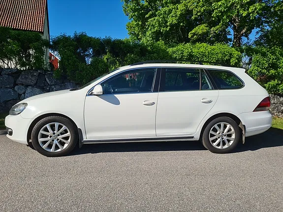 Volkswagen Golf Vi 2010 photo 3