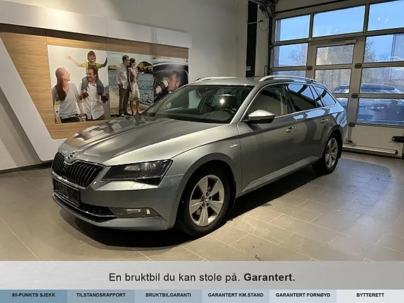 Skoda Superb 2016 photo 2