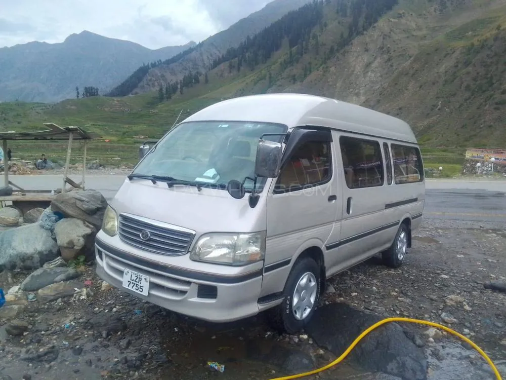 Toyota Hiace