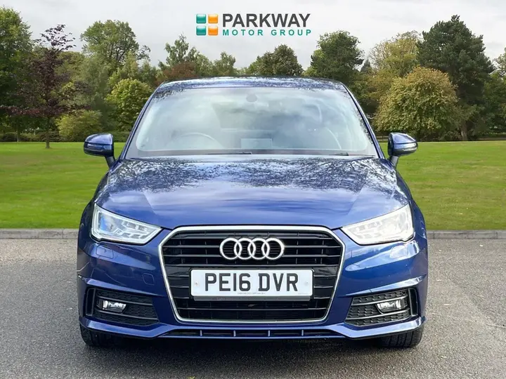 Audi A1 2016 photo 2