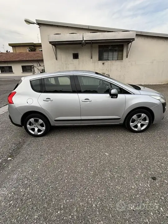 Peugeot 3008 2011 photo 4