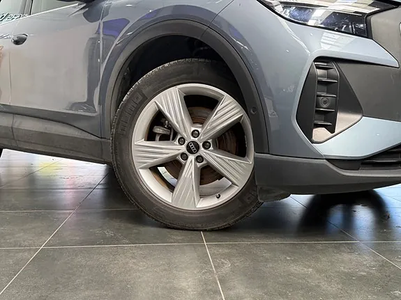 Audi Q4 E-Tron 2023 photo 2