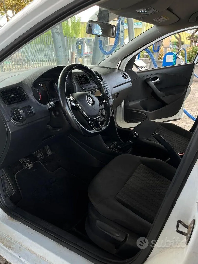 Volkswagen Polo 2016 photo 5