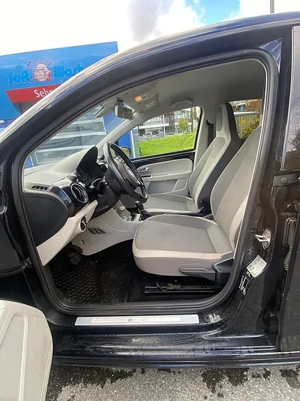 Volkswagen E-Up! 2016 photo 5