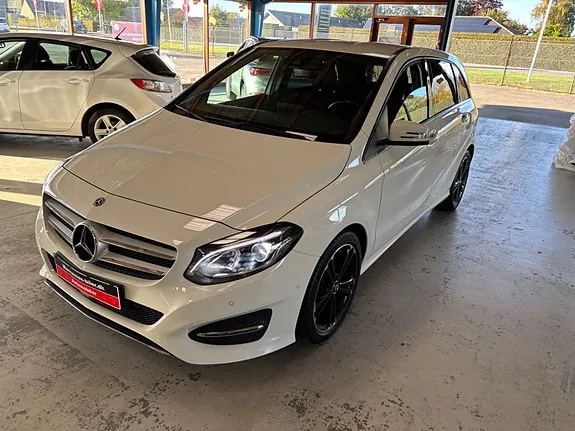 Mercedes-Benz B200 2017 photo 4