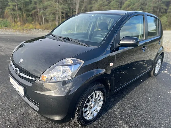 Subaru Justy 2011 photo 3