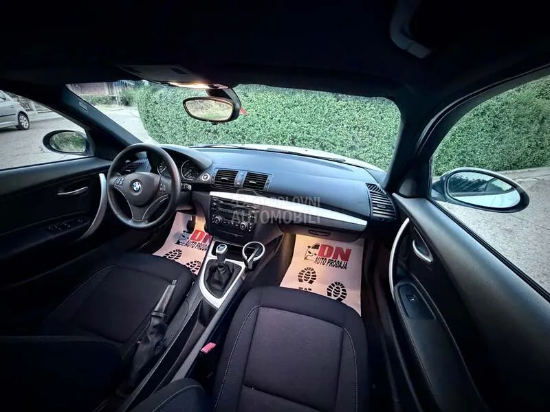 BMW 118 2010 photo 4