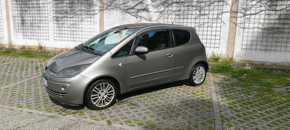 Mitsubishi Colt