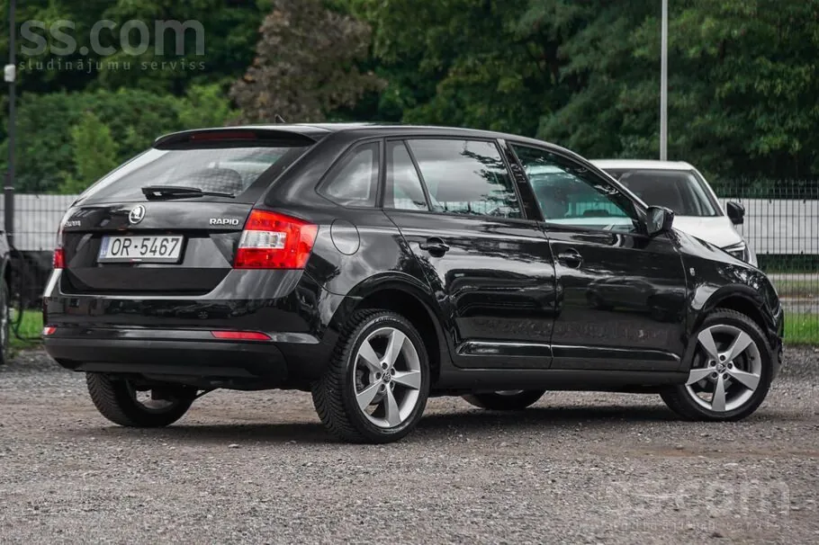 Skoda Rapid 2013 photo 4
