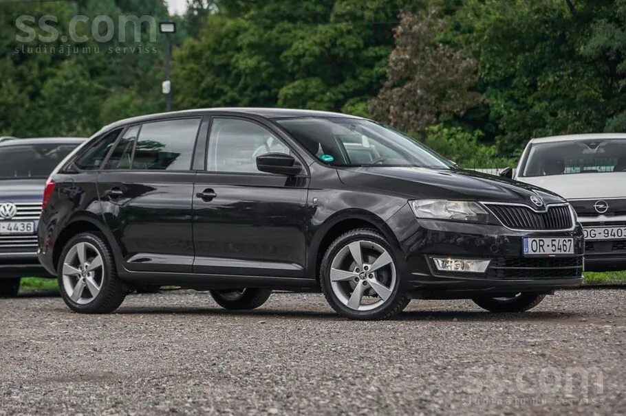 Skoda Rapid 2013 photo 2