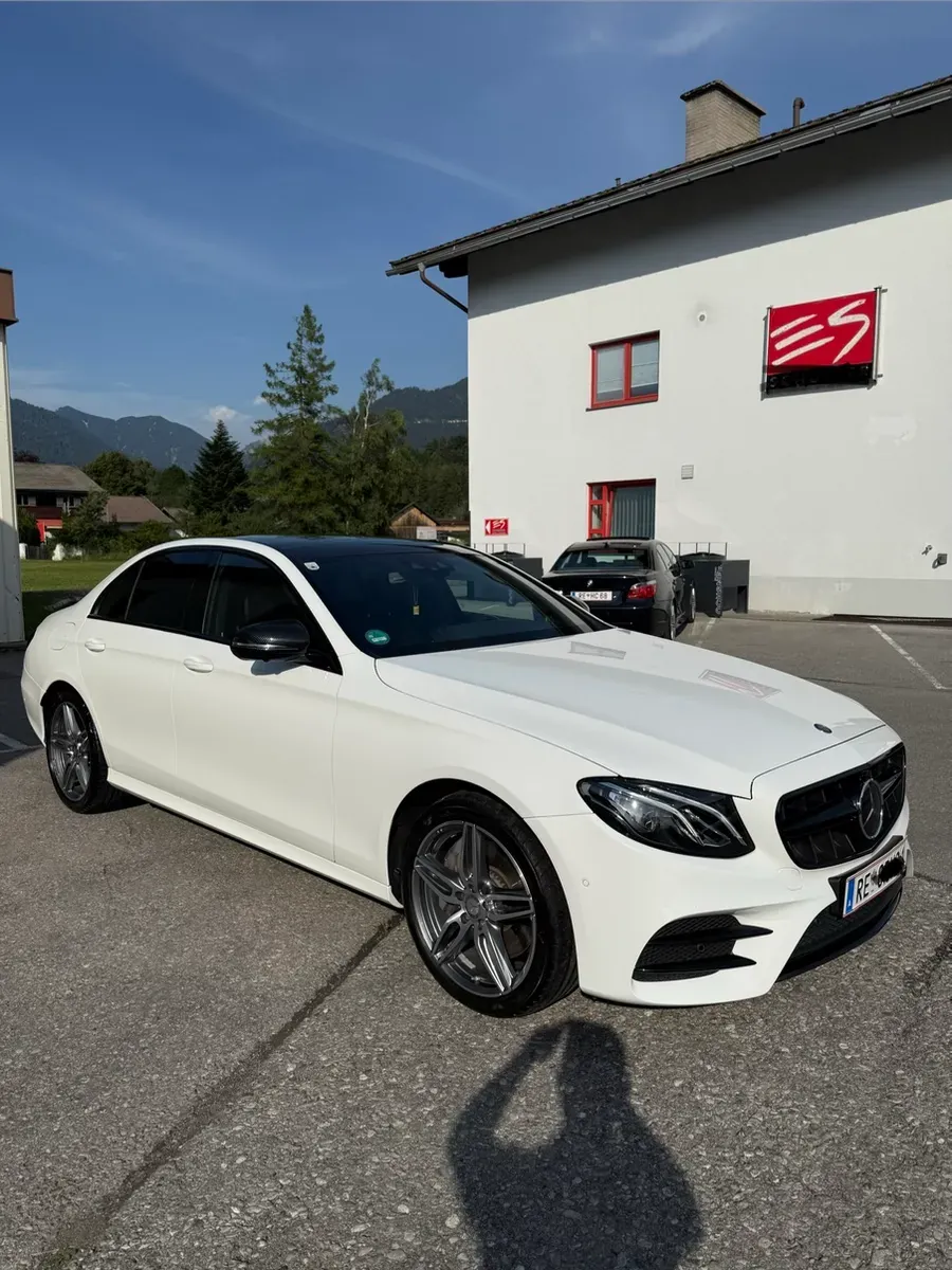 Mercedes-Benz E-Class 2016 photo 2