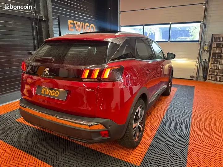 Peugeot 3008 2020 photo 2