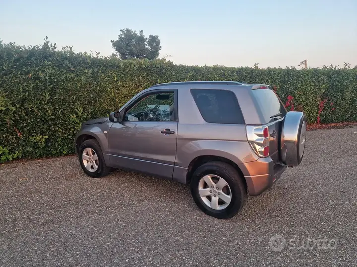 Suzuki Grand Vitara 2008 photo 4