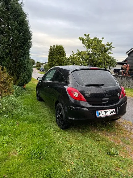Opel Corsa 2007 photo 2