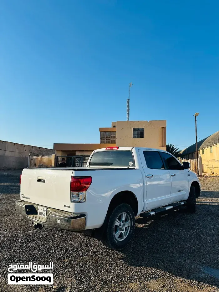 Toyota Tundra 2013 photo 2