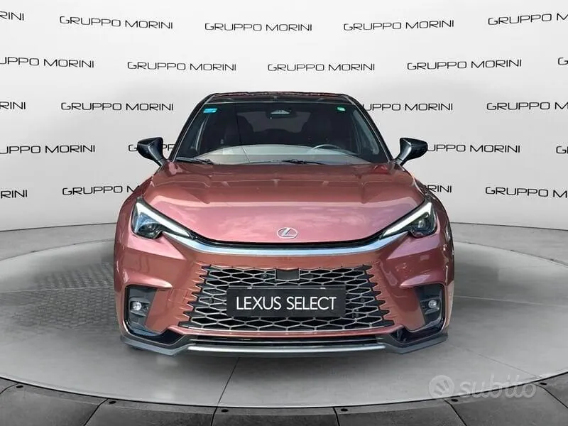 Lexus Lbx