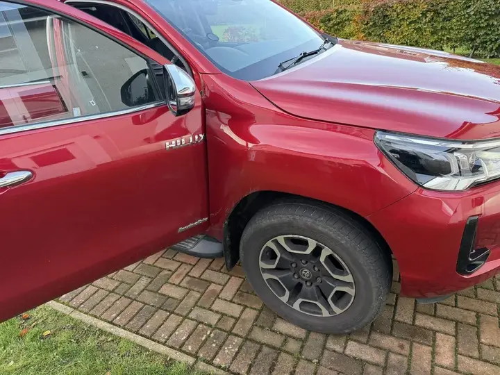 Toyota Hilux 2022 photo 3